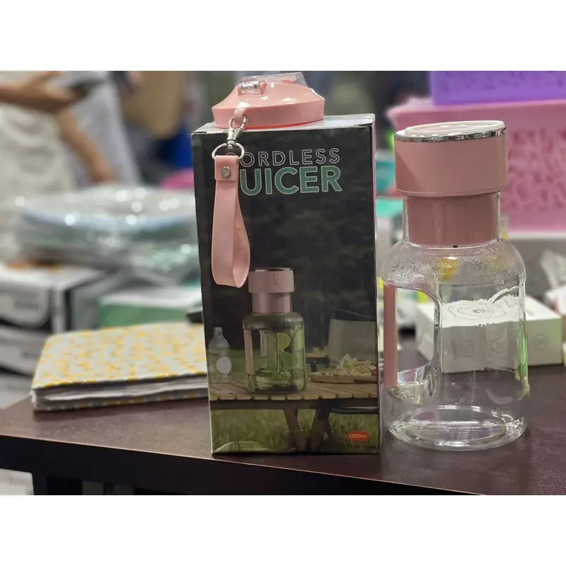  خلاط شحن Mini Juicer